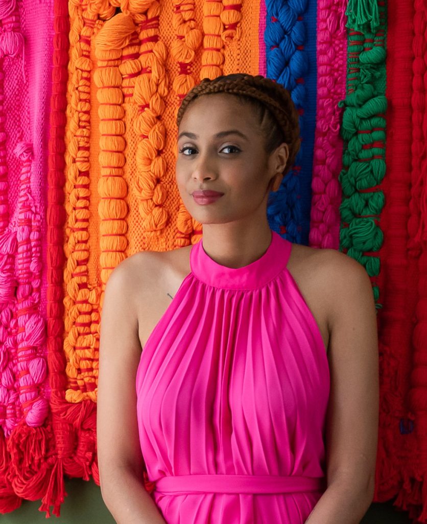 Stephanie Ribeiro é arquiteta, escritora e comunicadora brasileira, conhecida por seu trabalho que conecta arquitetura, identidade e questões sociais — Foto: Wesley Diego/Editora Globo